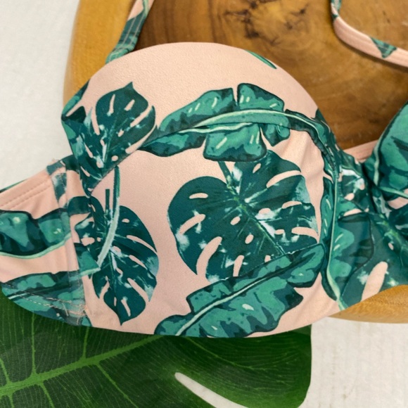 Collection Pimkie Tropical Palm Leaf Print Cupped Bikini Top - Picture 2 of 4